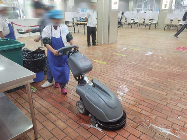 洗地機在生產(chan) 生活中的獨特優(you) 勢